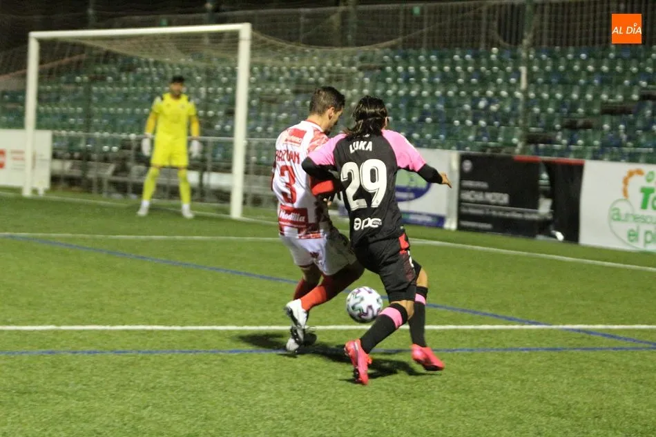 Foto 9 - El Mallorca resuelve con un solitario gol la eliminatoria de la Copa del Rey ante el Guijuelo (0-1)