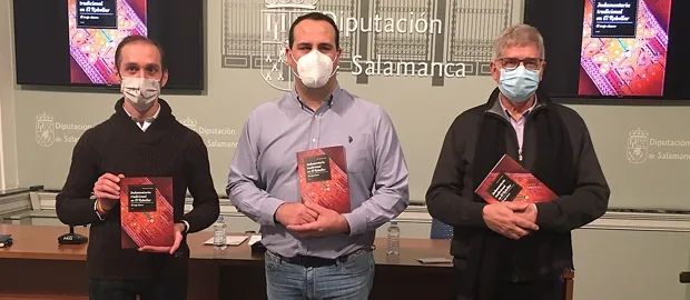 Ve la luz un libro de Raúl Benito Calzada sobre la indumentaria tradicional en El Rebollar  