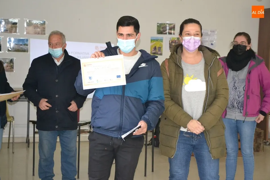 Foto 7 - Llega a su final la acci&oacute;n en agricultura ecol&oacute;gica de C&aacute;ritas, que ha contado con 8 alumnos  