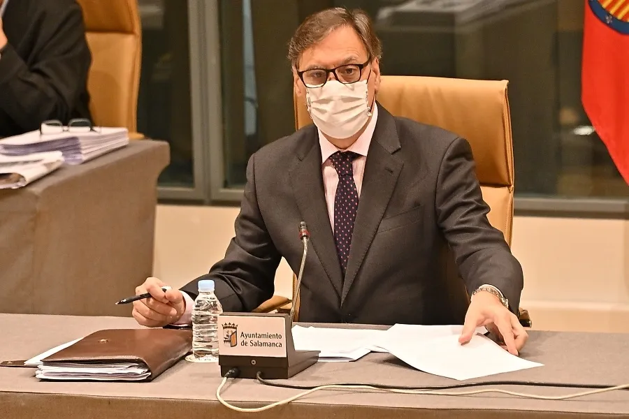 Foto 4 - El Pleno del Ayuntamiento aprueba la congelaci&oacute;n de los impuestos municipales, tasas, precios...