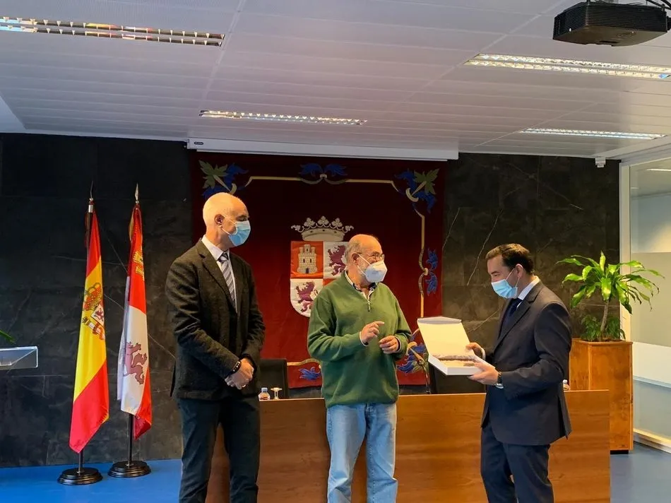 Foto 6 - La Junta distingue a 199 empleados p&uacute;blicos de Salamanca por sus a&ntilde;os de servicio&nbsp;