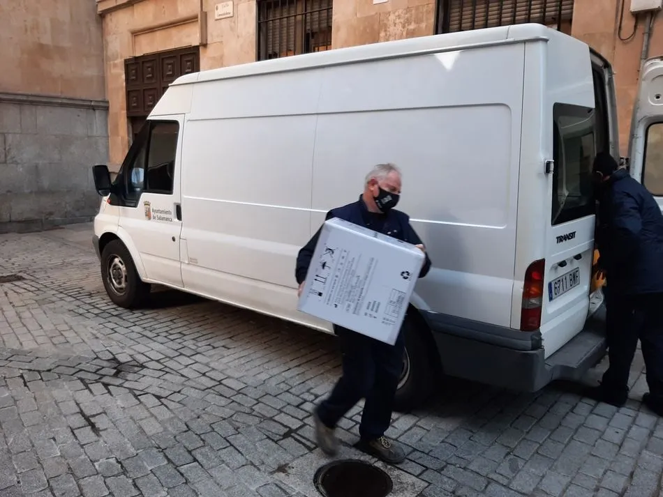 Foto 3 - Salamanca recibe un nuevo cargamento de mascarillas para los colectivos m&aacute;s necesitados