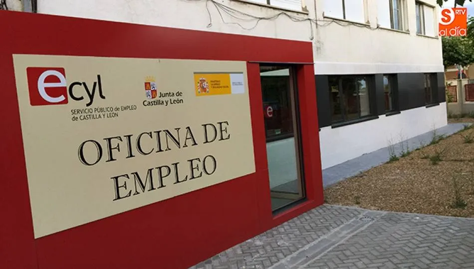 Castilla y León registró 251.184 demandantes de empleo en noviembre, un 0,85 por ciento más que...
