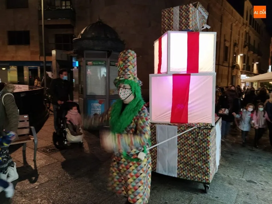 Foto 4 - Kamaru Teatro anima la Navidad salmantina con &lsquo;Regalonia&rsquo;