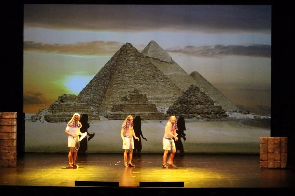 Spasmo Teatro representa este domingo Ebook 2.0 dentro de la programación navideña del...