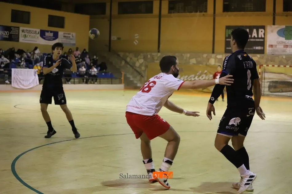 Foto 10 - Firme victoria del BM Salamanca frente al Grupo IMQ (35-22)
