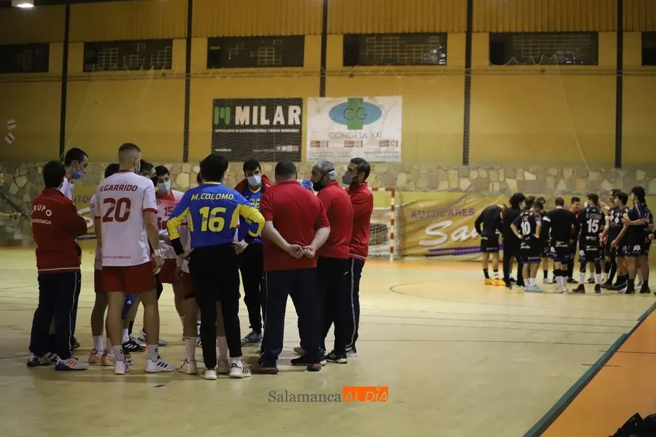 Foto 4 - Firme victoria del BM Salamanca frente al Grupo IMQ (35-22)