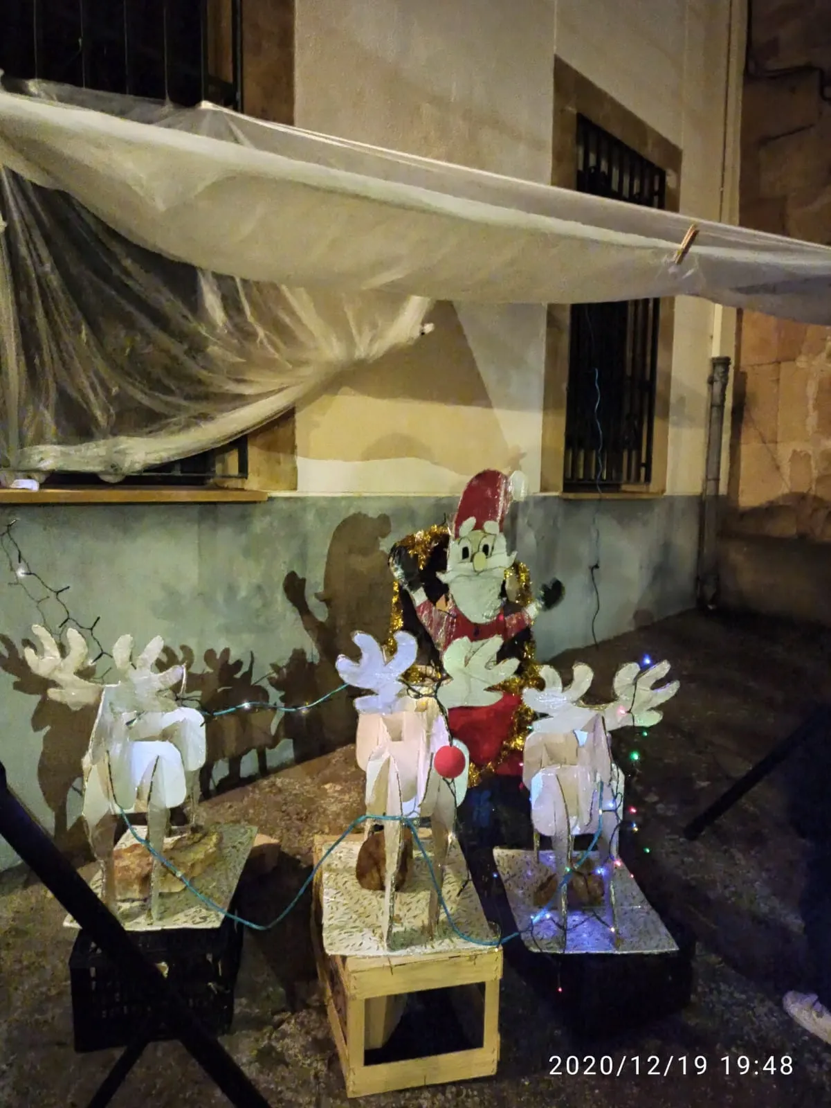 Foto 9 - Derroche de creatividad en el concurso de decoraci&oacute;n navide&ntilde;a de fachadas de Aldearrubia  