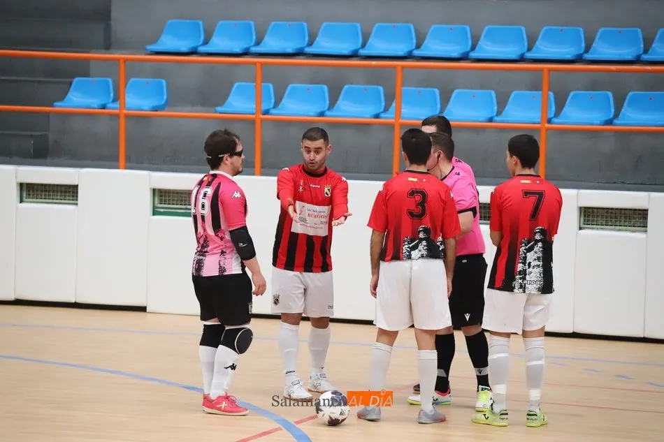 Foto 7 - El FS Salamanca Unionistas no puede brindar a su afici&oacute;n una nueva victoria (3-3)