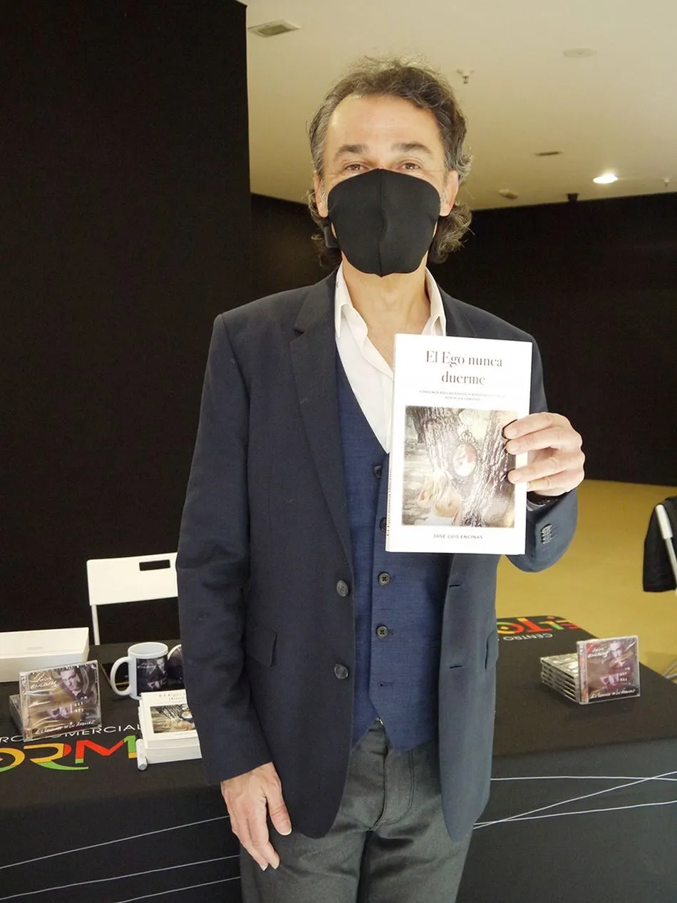 Foto 2 - Jos&eacute; Luis Encinas: "He escrito &lsquo;El ego nunca duerme&rsquo; para ayudar a buscar lo que nos impide...