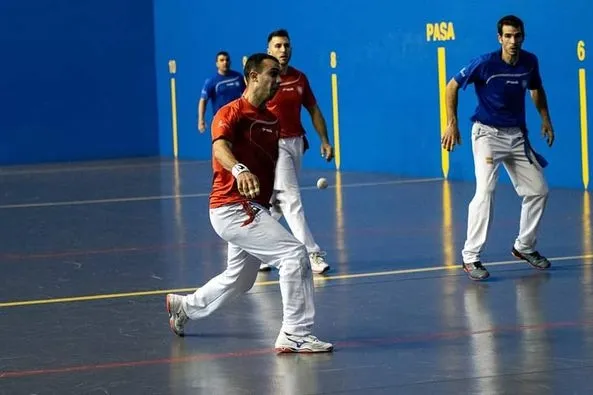 Foto 5 - Galgo IV y Corredera logran el tercer puesto en la Liga de Pelota de Castilla y Le&oacute;n  