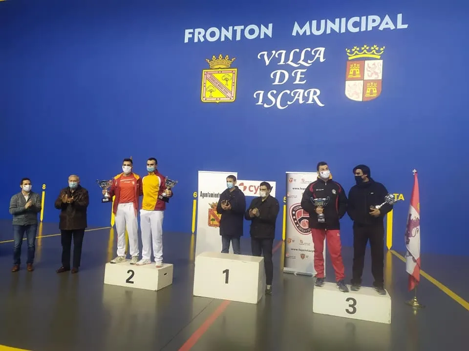 Foto 2 - Galgo IV y Corredera logran el tercer puesto en la Liga de Pelota de Castilla y Le&oacute;n  
