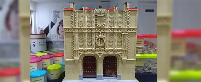 Reproducción de la fachada