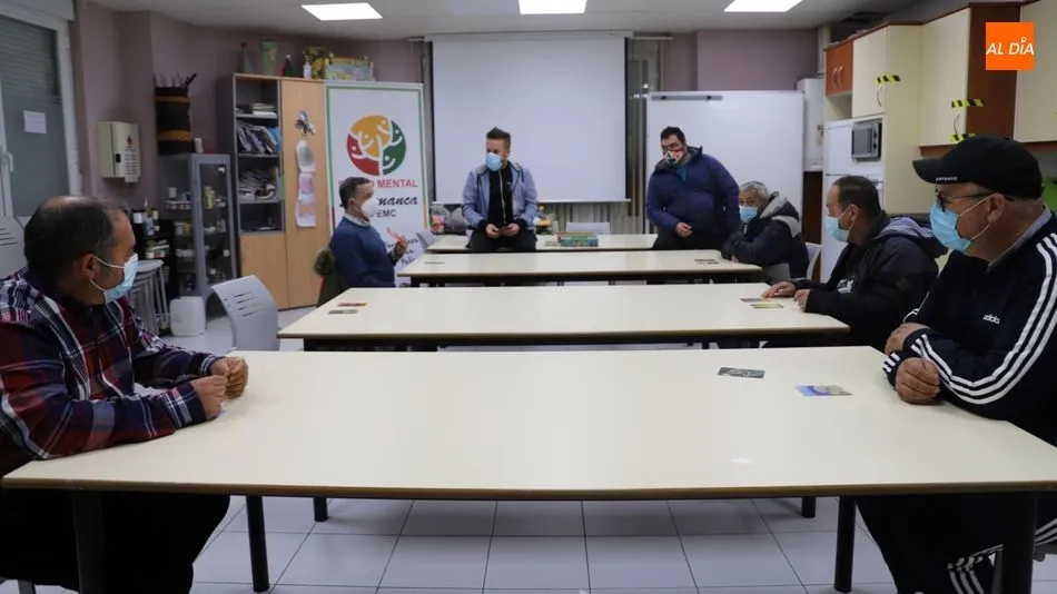 Uno de los talleres del centro de día de Salud Mental Salamanca. Foto de Lydia González