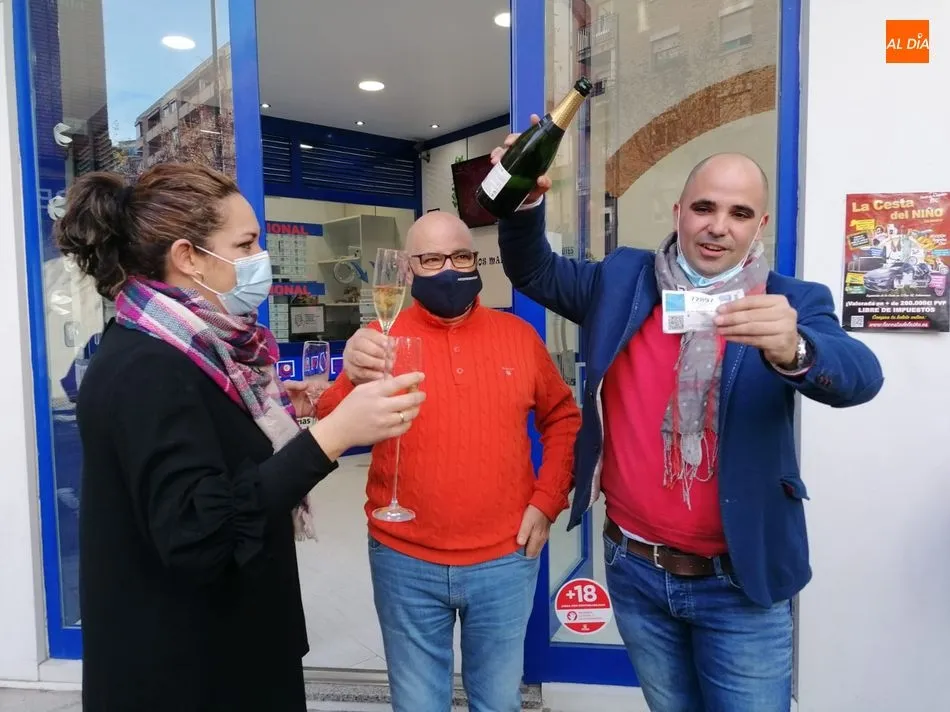 Foto 4 - Salamanca se hace con un pellizco de &lsquo;El Gordo&rsquo; del Sorteo de Navidad, el n&uacute;mero 72.897