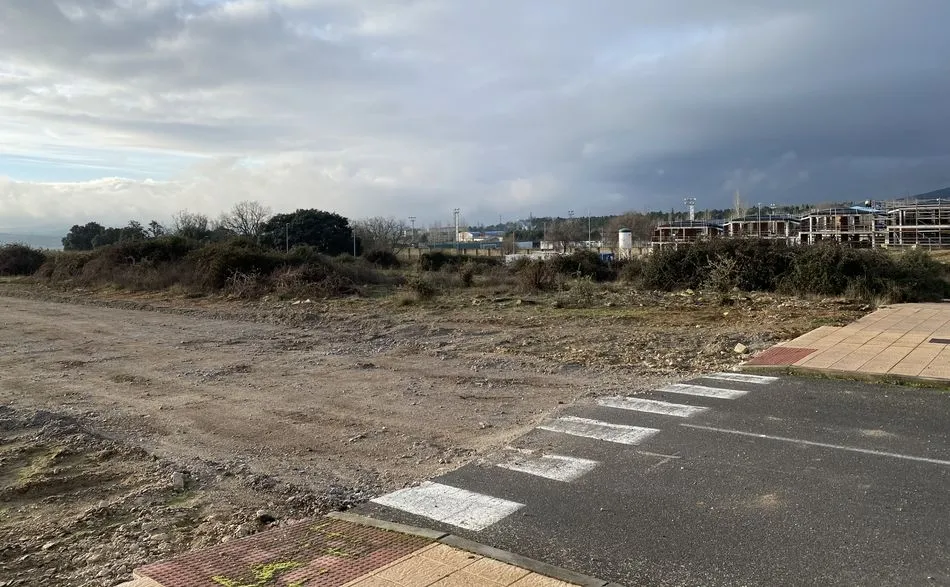 Parcela en la que se ubicará el nuevo centro educativo en Guijuelo