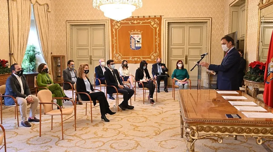 Foto 6 - Los grupos municipales rubrican en Salamanca&nbsp;un nuevo pacto de medidas econ&oacute;micas y sociales...