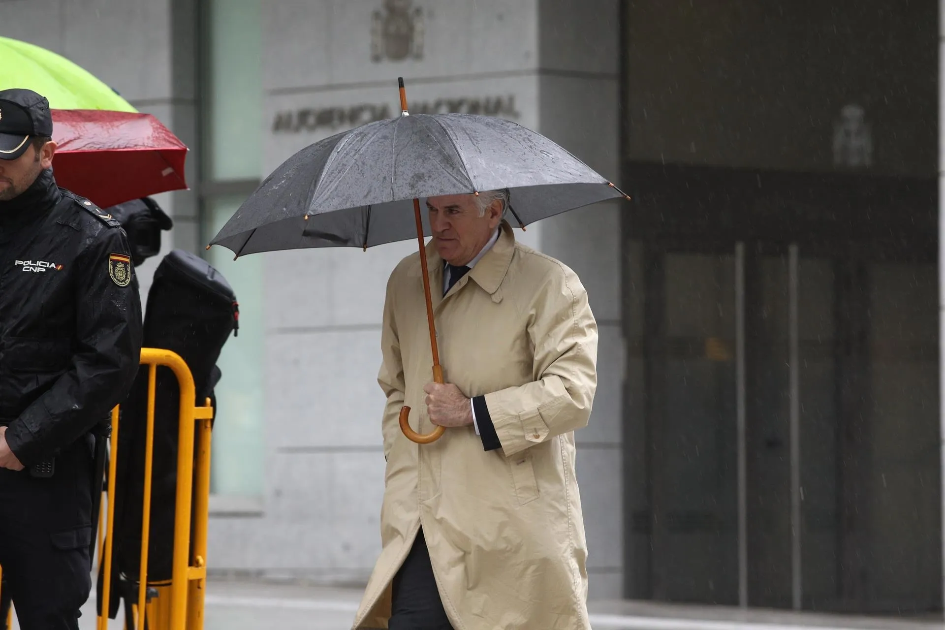El extesorero del PP Luis Bárcenas llega a la Audiencia Nacional para saber si ingresa ya en prisión por Gürtel - EUROPA PRESS