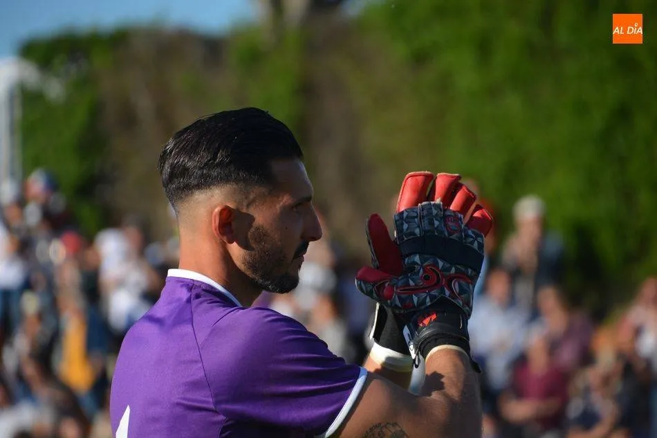 Carlos Molina, en un partido con Unionistas