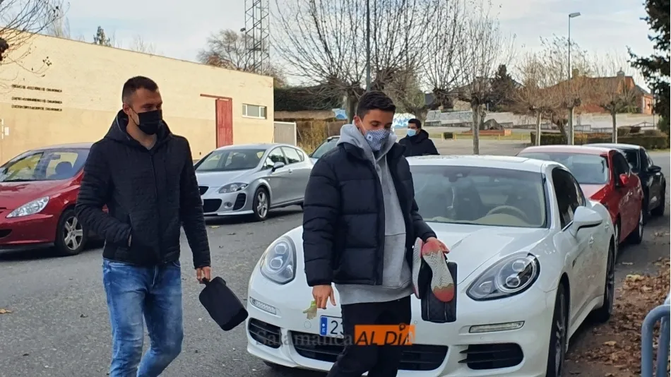 Foto 8 - Javi Navas ya luce como jugador del Salamanca UDS en el primer entrenamiento tras las vacaciones