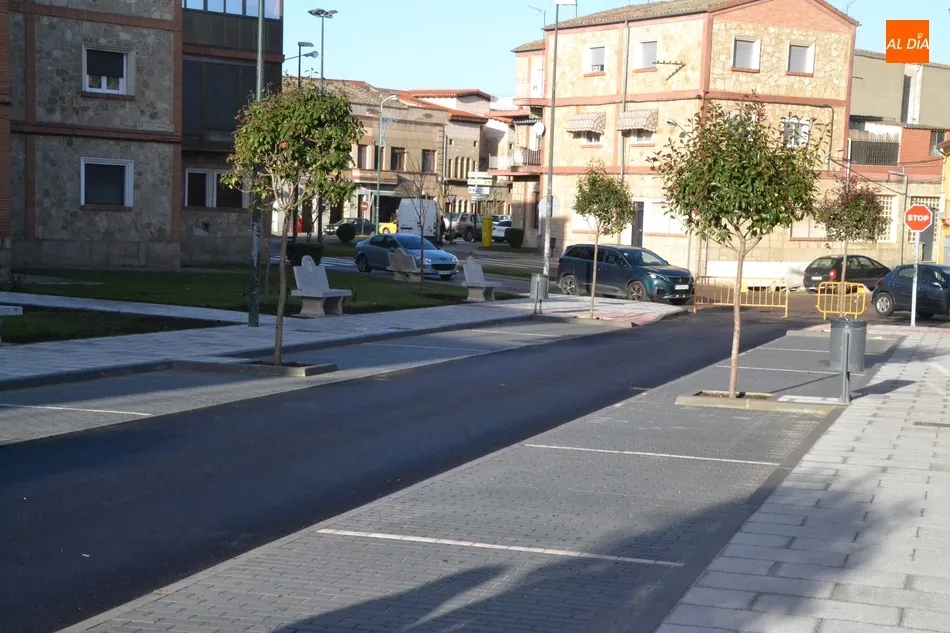 Foto 2 - La calle San Fernando completa la renovaci&oacute;n de su imagen  