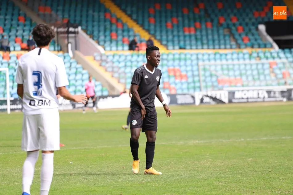 Ernest Ohemeng, durante un partido con el Salamanca UDS