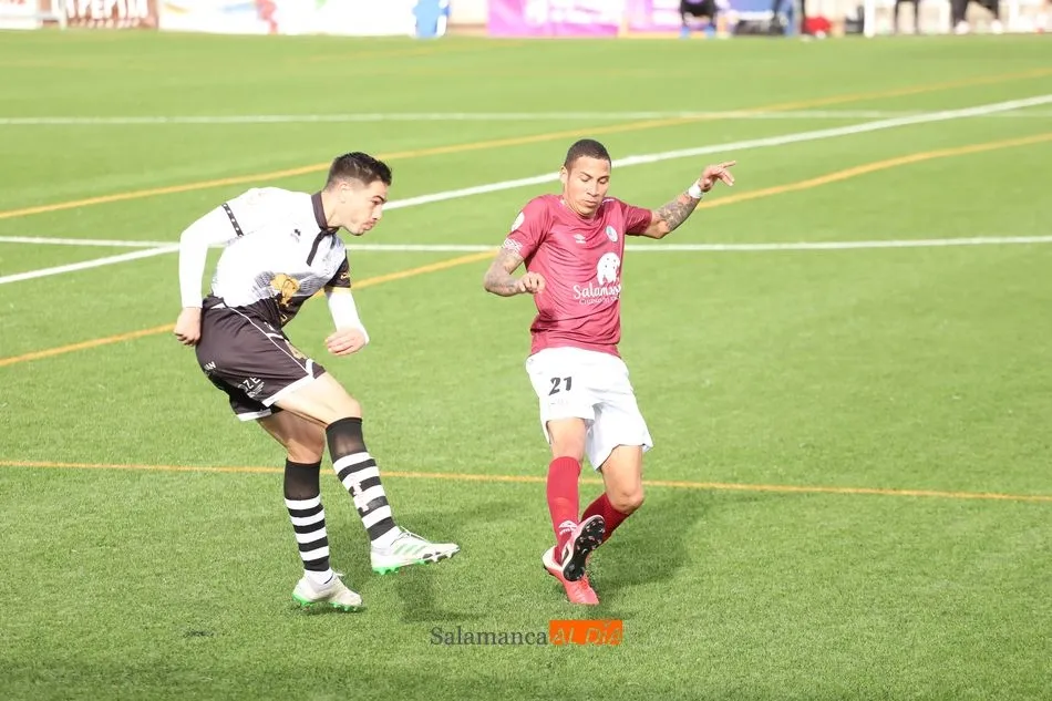 Puma Chávez presiona en el derbi