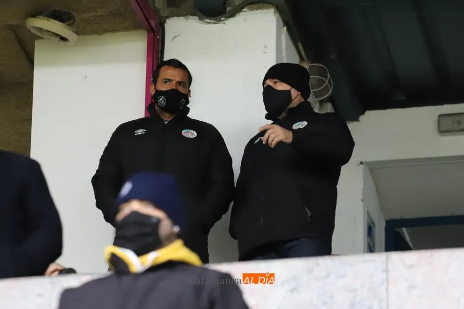 Foto 6 - El Helm&aacute;ntico no deja de creer en &lsquo;su&rsquo; Salamanca UDS y se rinde a Escobar al grito de &iexcl;s&iacute; se ...