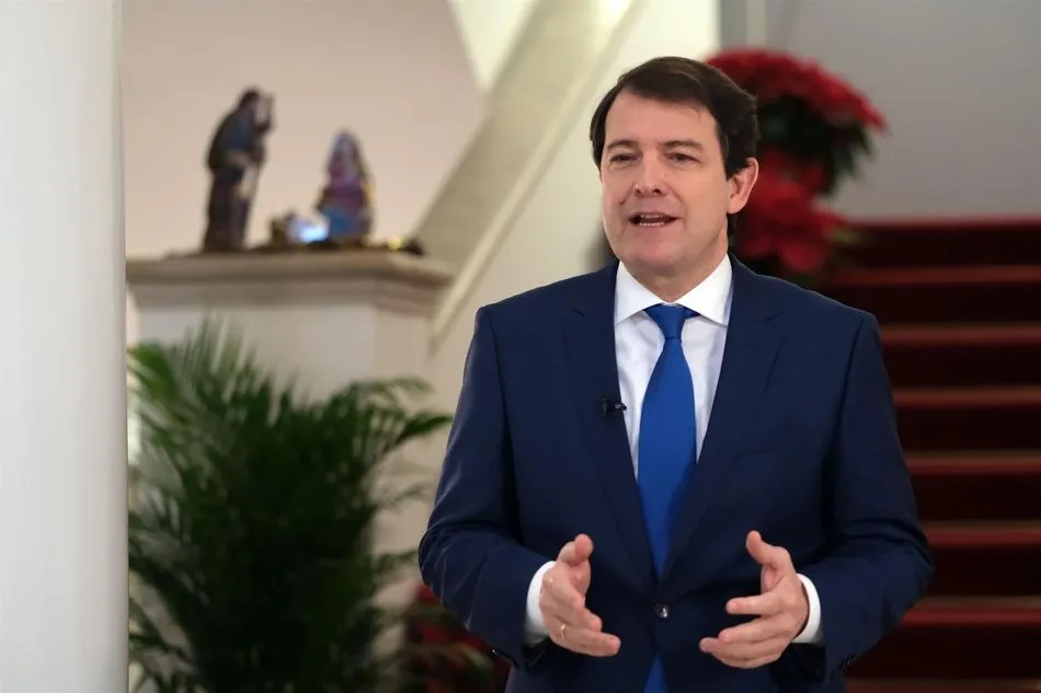 El presidente de la Junta de Castilla y León, Alfonso Fernández Mañueco, durante su mensaje de fin de año. - JCYL