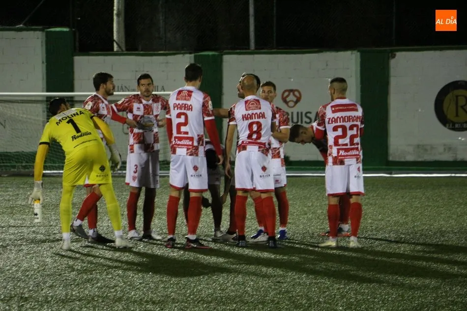 El último once inicial del CD Guijuelo en 2020 - Kiko Robles