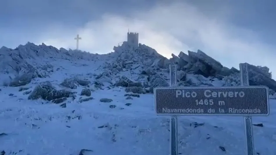 Espectacular vídeo del Pico Cervero en pleno temporal de nieve