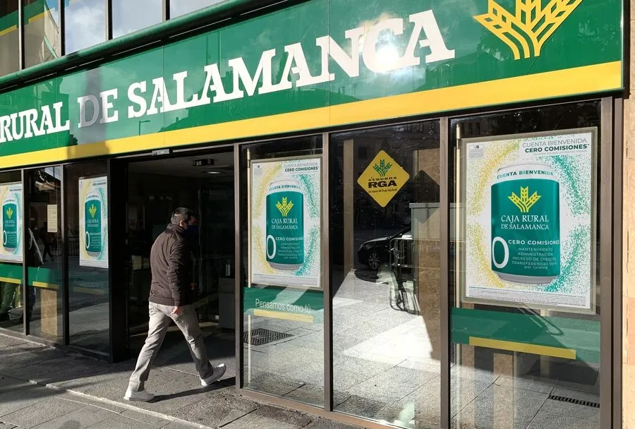 Oficina principal de Caja Rural de Salamanca en la Puerta de Zamora