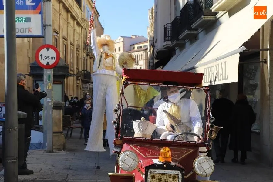 Foto 5 - Los Carteros Reales protagonizan el &uacute;ltimo pasacalles de estas Navidades