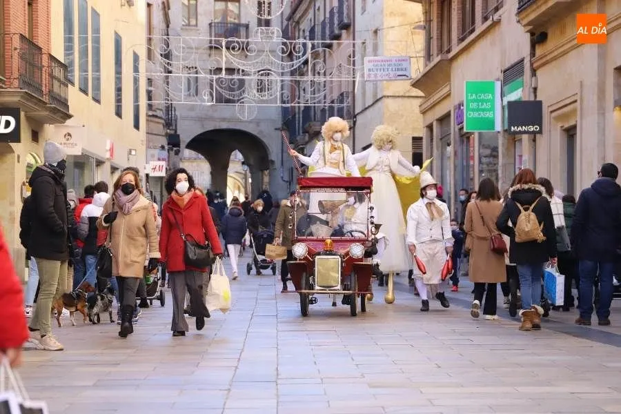 Foto 4 - Los Carteros Reales protagonizan el &uacute;ltimo pasacalles de estas Navidades