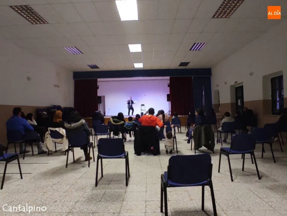Foto 3 - Los Reyes Magos de Oriente se detienen en Las Villas con mucha&nbsp;cautela  