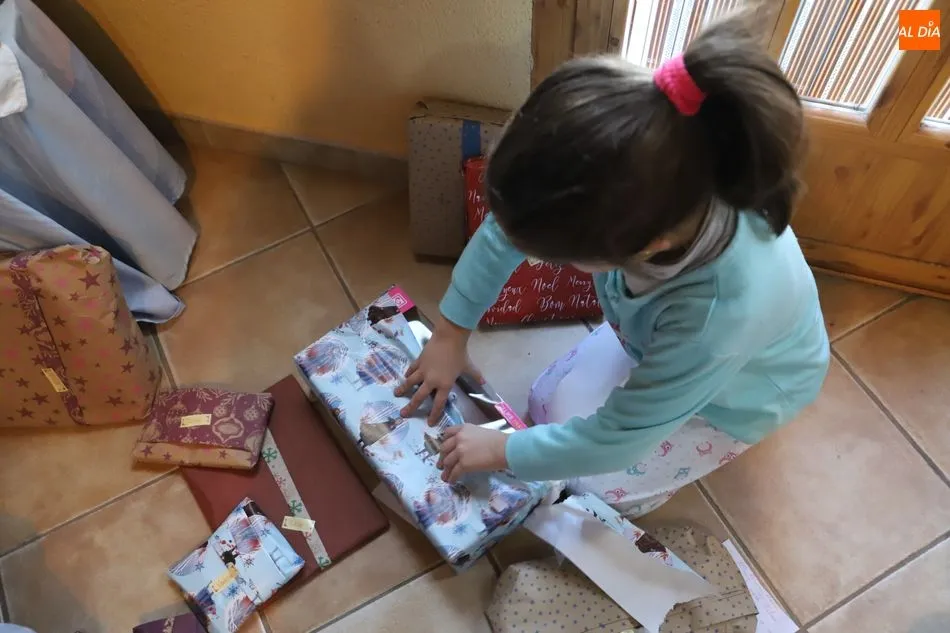 Foto 7 - Los m&aacute;s peque&ntilde;os disfrutan de la ma&ntilde;ana de Reyes