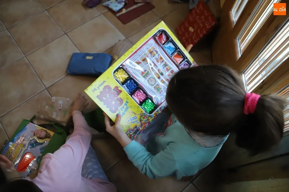 Foto 5 - Los m&aacute;s peque&ntilde;os disfrutan de la ma&ntilde;ana de Reyes