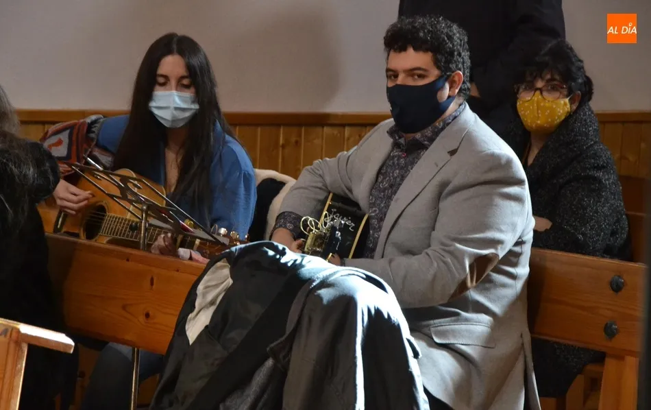 Foto 4 - Los Reyes Magos adoran al Ni&ntilde;o Jes&uacute;s en San Crist&oacute;bal antes de marcharse de Mir&oacute;briga  