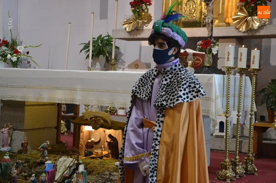 Foto 7 - Los Reyes Magos adoran al Ni&ntilde;o Jes&uacute;s en San Crist&oacute;bal antes de marcharse de Mir&oacute;briga  
