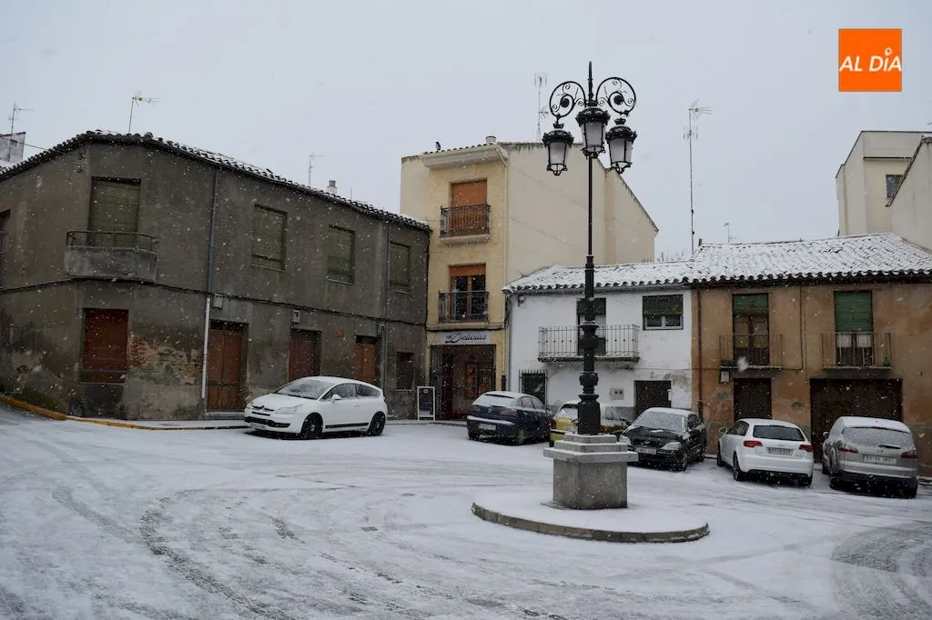 Foto 7 - La nieve hace acto de presencia en Alba de Tormes