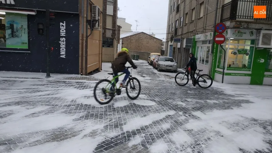 Foto 7 - Filomena trae la nieve a Guijuelo