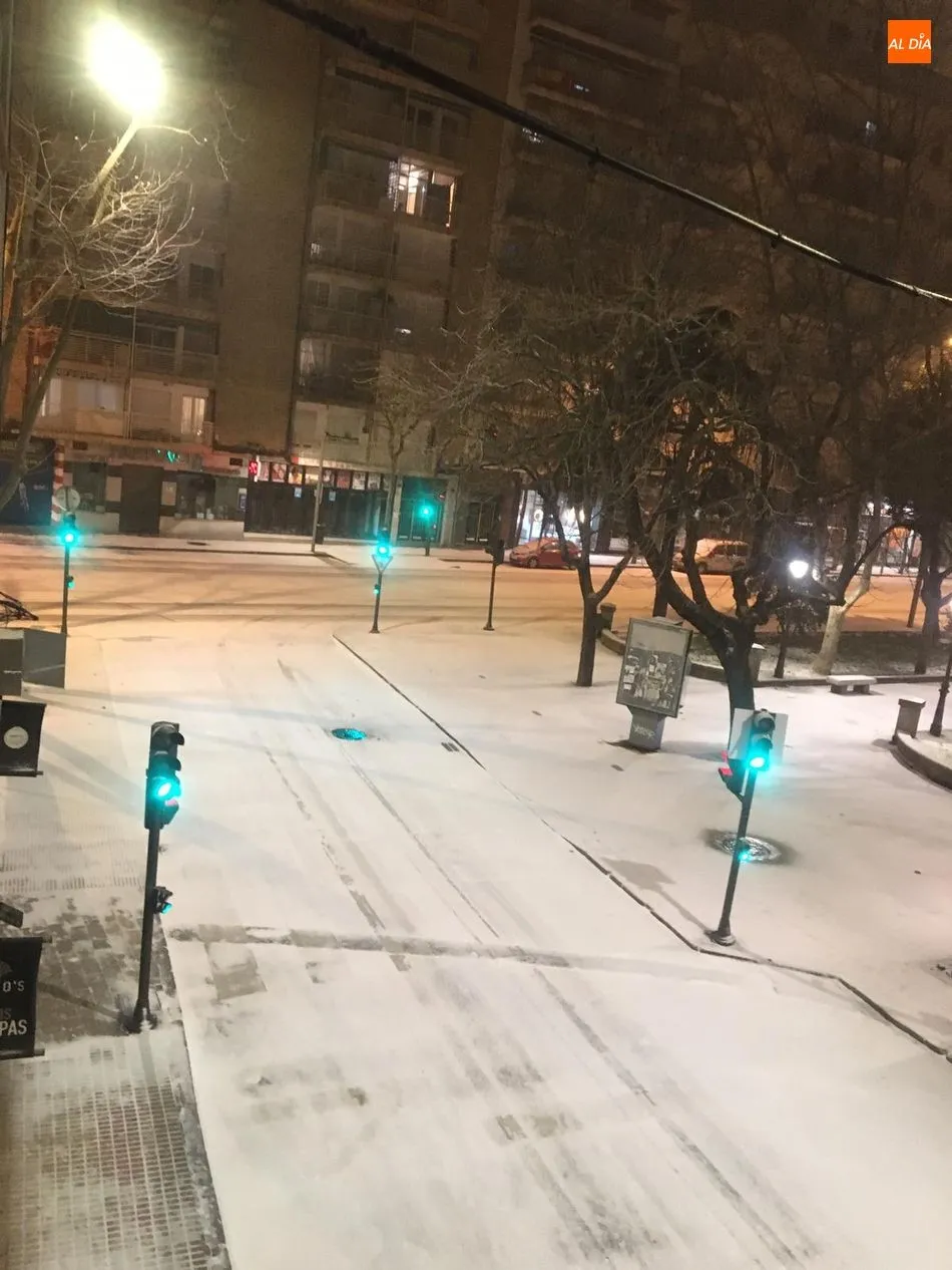 Foto 7 - La borrasca &lsquo;Filomena&rsquo; llega a Salamanca con fr&iacute;o, nieve y complicaciones en las carreteras de ...