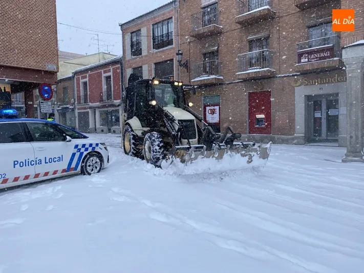 Foto 3 - El Ayuntamiento mantiene operativo especial ampliado frente a los efectos de la gran nevada