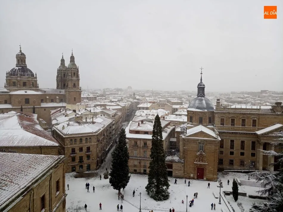 Este aspecto tenía Salamanca en la mañana del sábado tras el paso de la borrasca Filomena - José A. Pérez