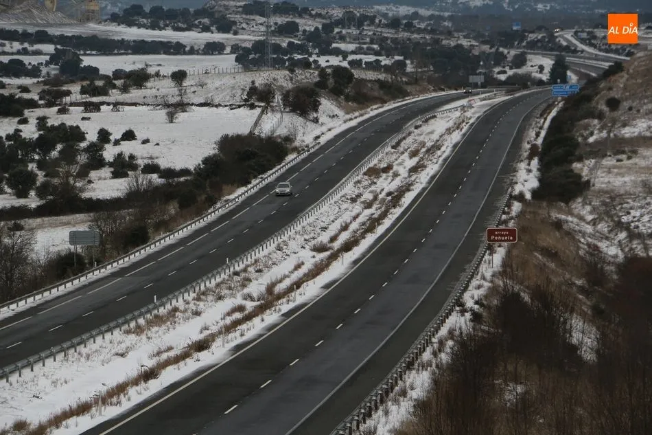 Foto 5 - Estado de las carreteras afectadas por la nieve en Salamanca