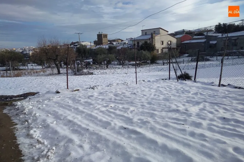 Foto 2 - Las placas de hielo aumentan el riesgo de accidentes tras la presencia de nieve en carreteras y...