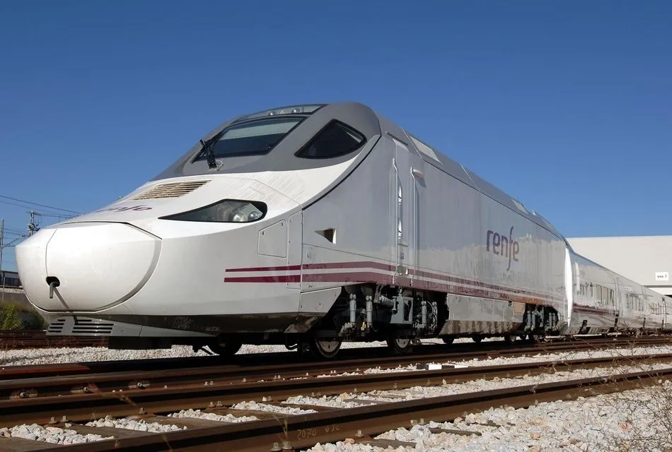 Tren Alvia - RENFE - Archivo