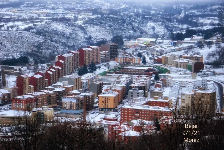 Foto 4 - La otra cara de la belleza de la nieve en la ciudad de B&eacute;jar