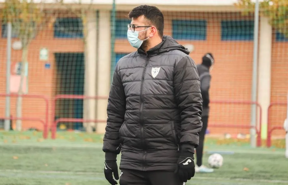 Foto 4 - Sergio Gonz&aacute;lez Centeno, nombrado analista t&aacute;ctico del EDF Logro&ntilde;o de la Primera Iberdrola  