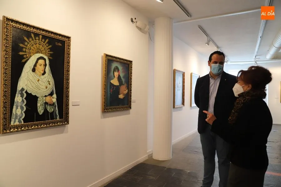 Foto 9 - &lsquo;Retratos y figuras&rsquo;, las pinturas de la macoterana Mar&iacute;a Walias se exponen en La Salina
